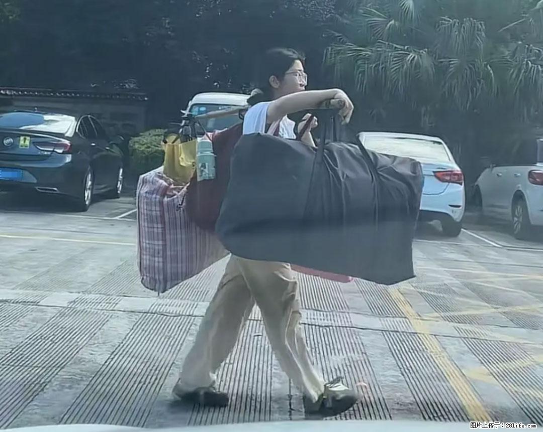 全网追的“扁担女孩”,找了一份暑假工,时薪12元 - 南昌生活资讯 - 南昌28生活网 nc.28life.com